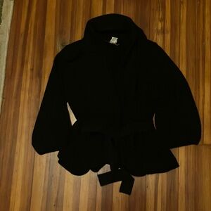 NWT 🌹 Wrap Sweater Size L